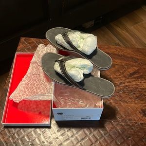 Coach Black Debbie Thong Sandals, sz 8M